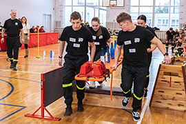 Pierwsze Halowe Zawody Towarzyskie Młodzieżowych Drużyn Pożarniczych w Ciechanowcu 