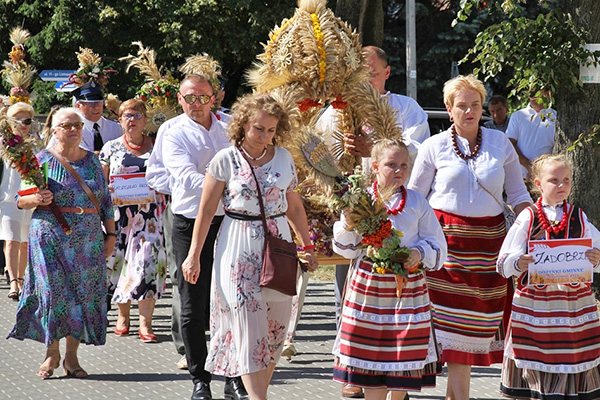 Dożynki Gminne - święto dziękczynne za pomyślne żniwa i zebrane plony